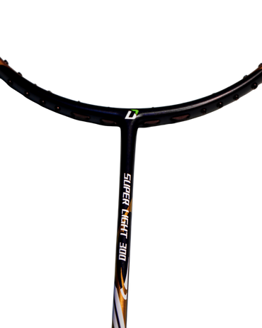 Close-up of carbon fiber frame and grip of Dedikat Superlight 300